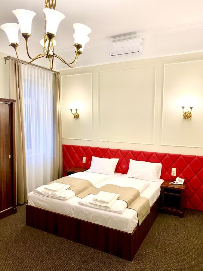 Hotel Borostyan Panzio Kaposvár Exteriér fotografie